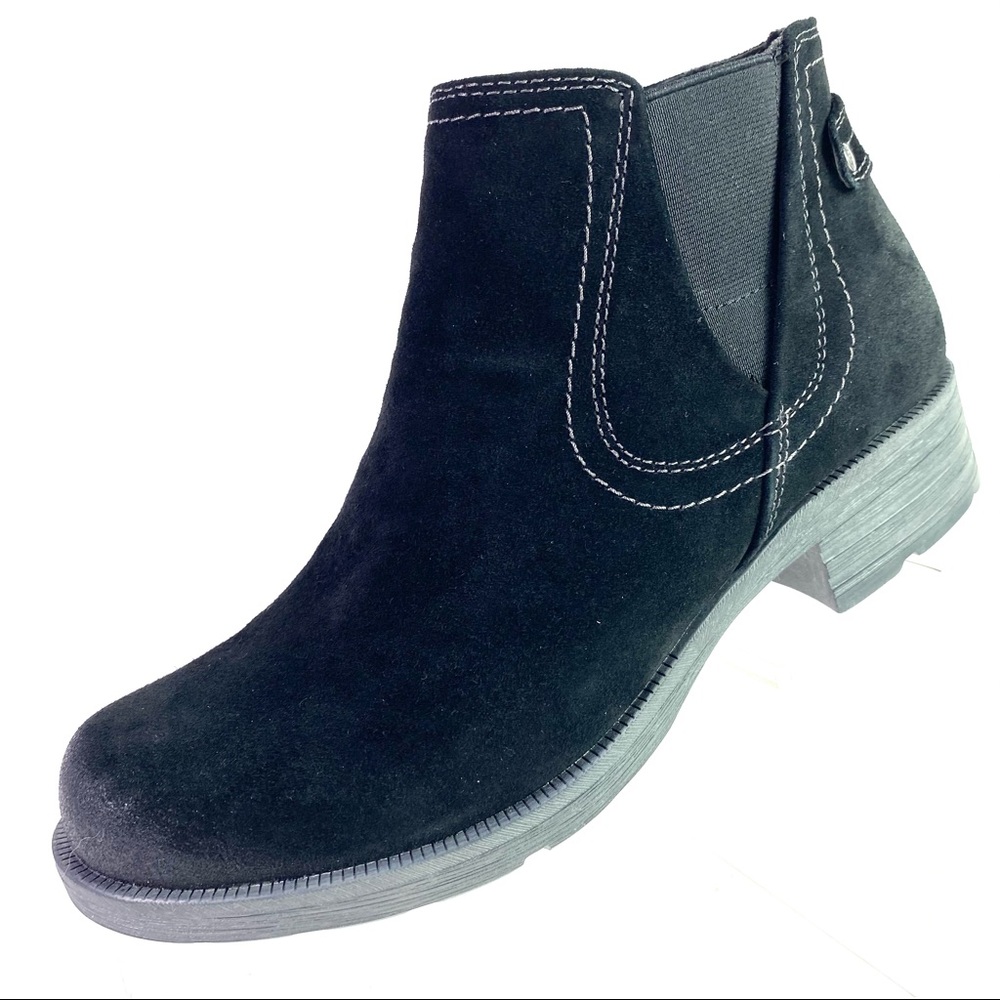 Earth Origins Black Suede Ankle Boots